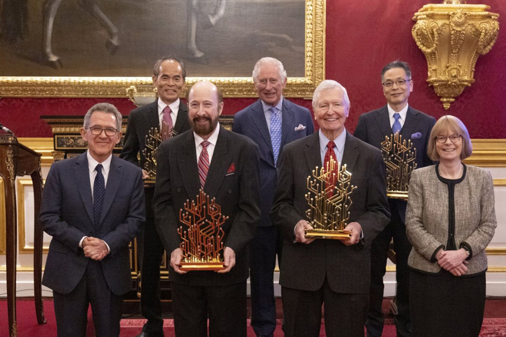 Back row (left to right) professor Shuji Nakamura, HRH The Prince of Wales, Dr Kazuaki Takahishi. Front row (left to right) Lord Browne of Madingley, professor Russell Dupuis, Dr George Craford, professor Dame Lynn Gladden. (Image credit: Jason Alden/QEPrize). 