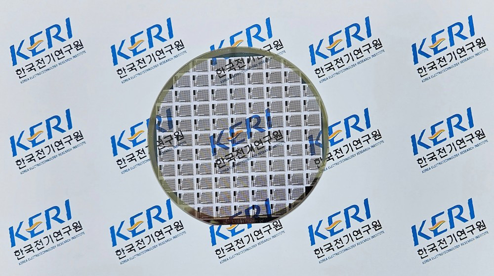 Semi-insulating SiC wafer. 