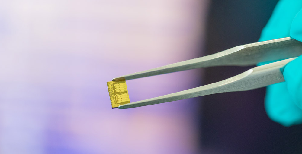 Scintil’s LEAF Light, the first single-chip DWDM-native light engine, delivering high-density, low-power optical connectivity for next-generation AI factories.